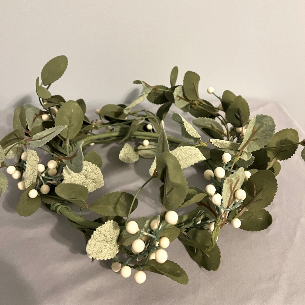 18 Hobby lobby cream berry wreaths